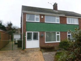 3 bedroom Semi-Detached to rent